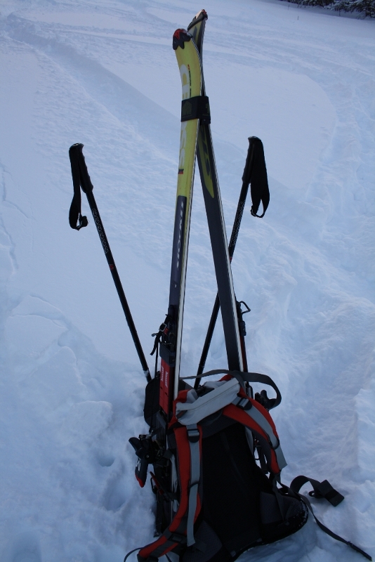 immagine neve sci zaino piste