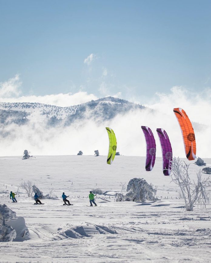 La guida completa sullo Snowkite, consigli e informazioni utili - Credits: flysurferkiteboarding