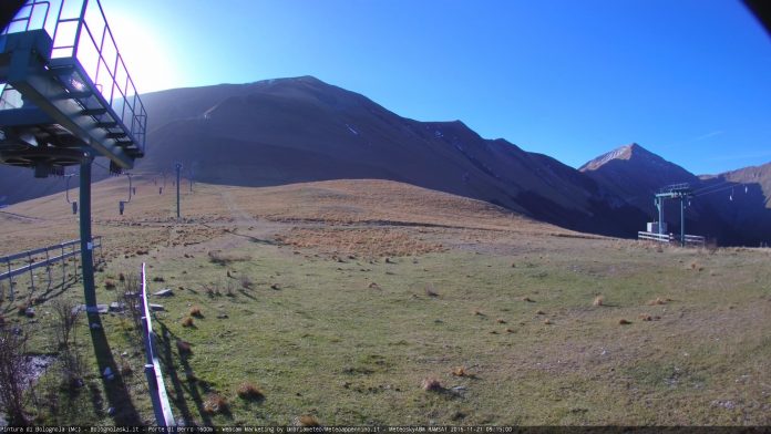 Nuova webcam Porta di Berro 1600 metri - Pintura di Bolognola