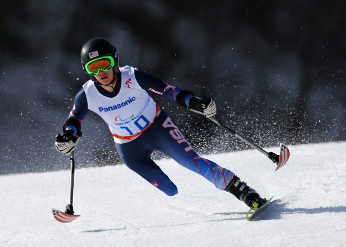 In foto la sciatrice americana Allison Jones