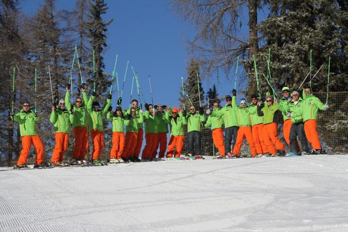 I maestri di sci e snowboard della AEvolution Ski School di Folgarida - Trentino