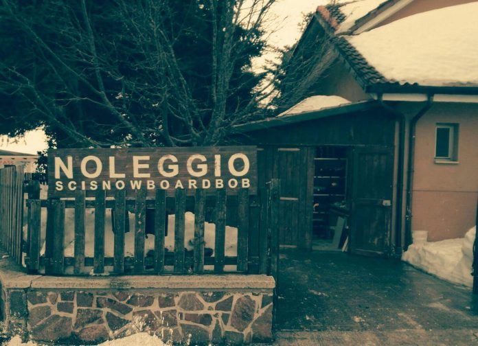 Bolognola, apre un nuovo noleggio di sci, snowboard e bob