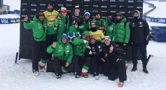 La squadra italiana di snowboardcross