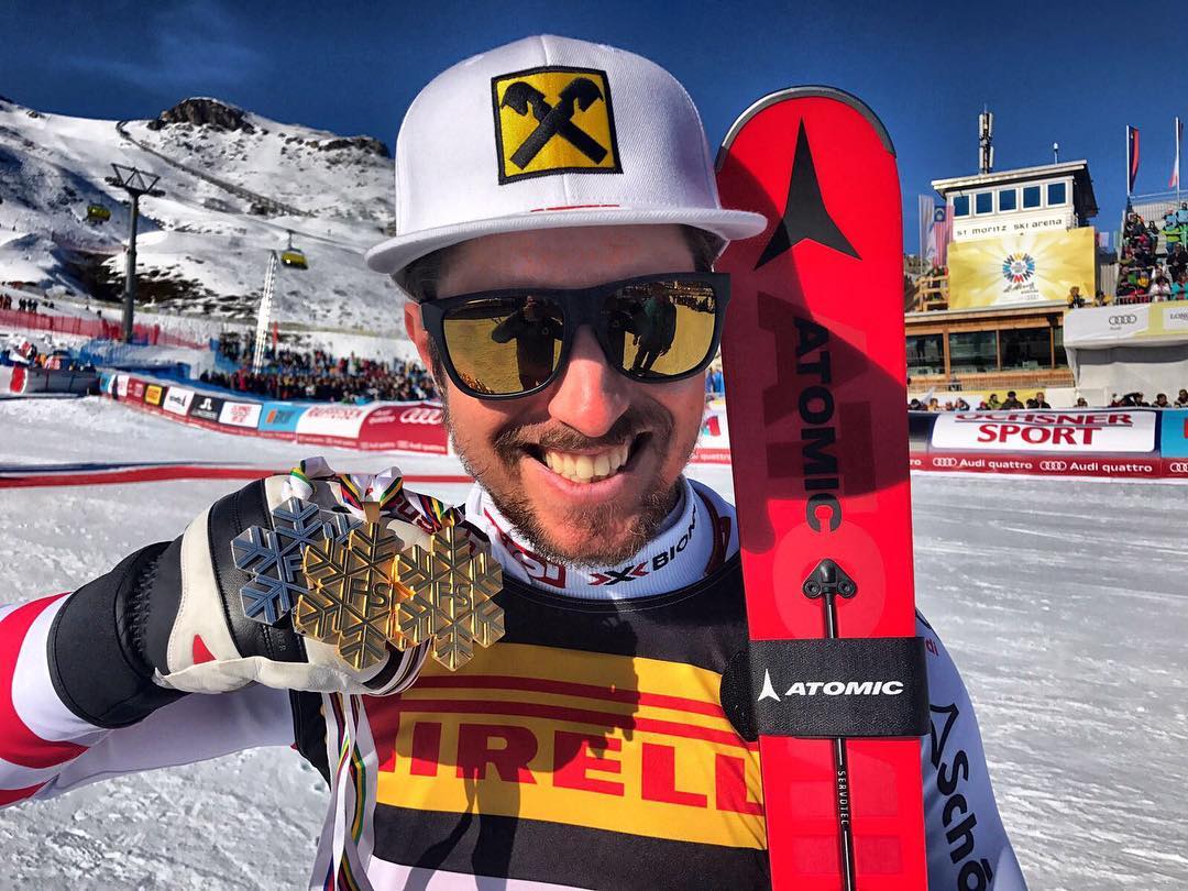 Marcel Hirscher con le medaglie