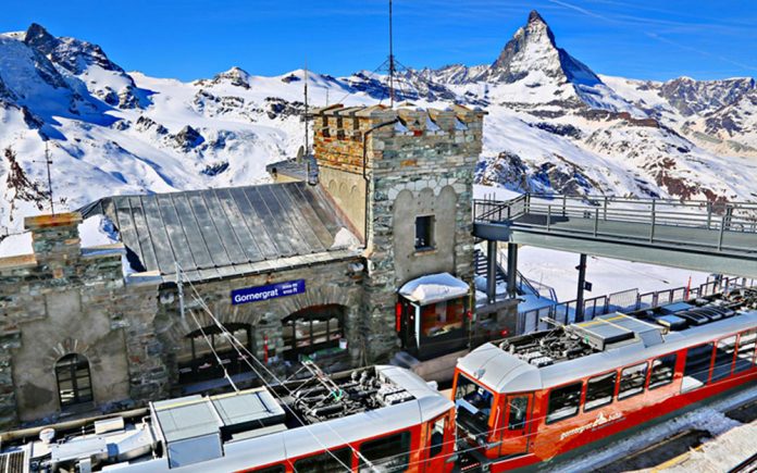 Stazione Gornergrat, trenino rosso del Bernina