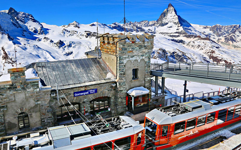 Stazione Gornergrat, trenino rosso del Bernina