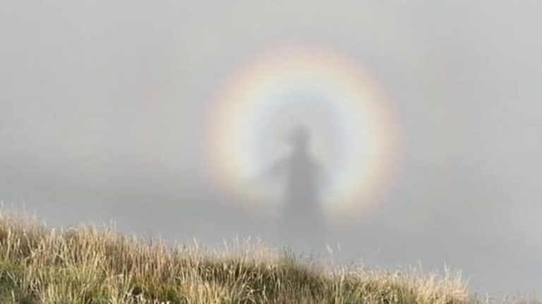 Parco Nazionale dei Monti Sibillini, lo spettro di Brocken fotografato da Monica Capretti