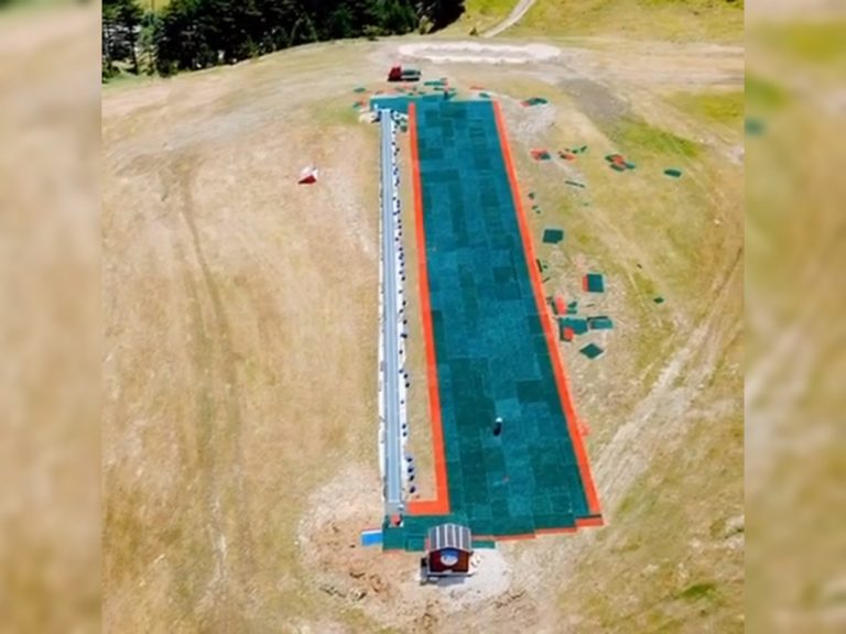 Pescocostanzo, inaugurazione pista sintetica per sciare senza neve