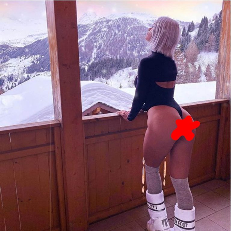 Mercedesz Henger in perizoma e doposci scalda la neve di Madesimo