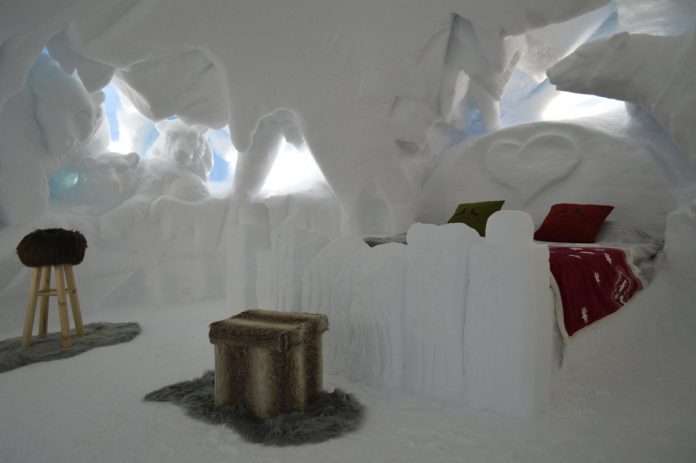 pontedilegno tonale stanze igloo ghiacciaio del presena