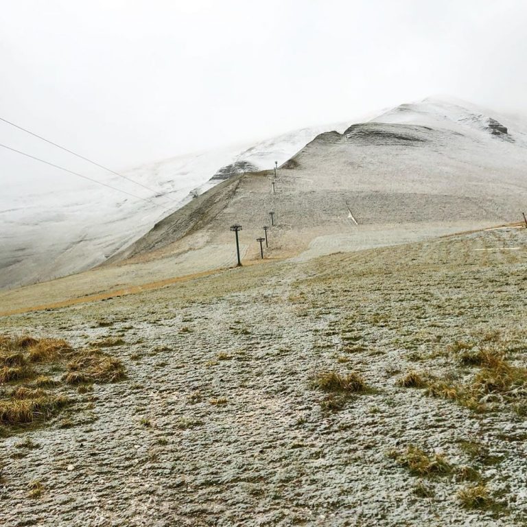 Bolognola ski, caduta la prima neve