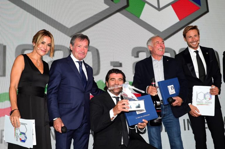 Alberto Tomba batte Gustavo Thoeni è lui l’atleta del secolo FISI