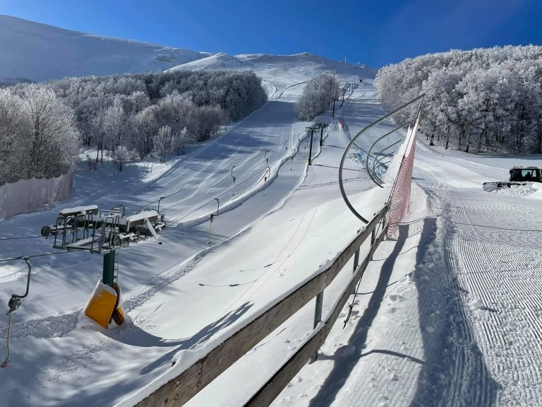 Bolognola è Covid free: il piccolo paese dei Sibillini stabilisce un record