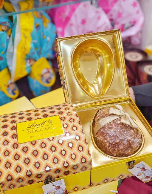 Lindt, uovo di Pasqua Noccior cioccolato al latte con nocciole igp Piemonte - edizione limitata confezione latta