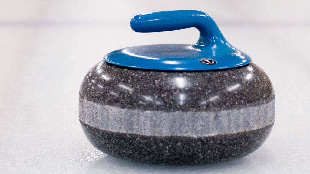 Una stone utilizzata nel curling