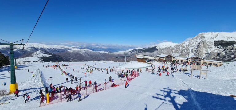 Frontignano, a causa del forte vento piste e impianti chiusi