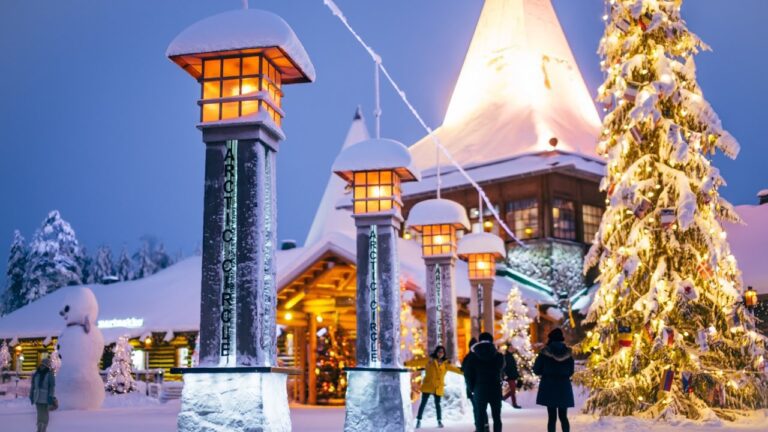 Dove si trova il villaggio di Babbo Natale: tutte le informazioni per un viaggio in Lapponia