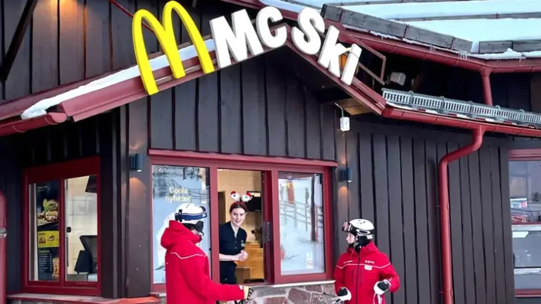 Mc Ski, dove si trova il Mc Donald’s sulle piste da sci – VIDEO