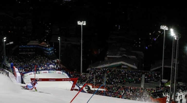 Madonna di Campiglio, tutto pronto per il 22 dicembre per la gara di slalom in notturna 3Tre