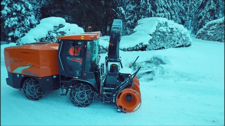 Passo Fedaia, il test delle nuove macchine fresaneve della provincia di Trento – VIDEO