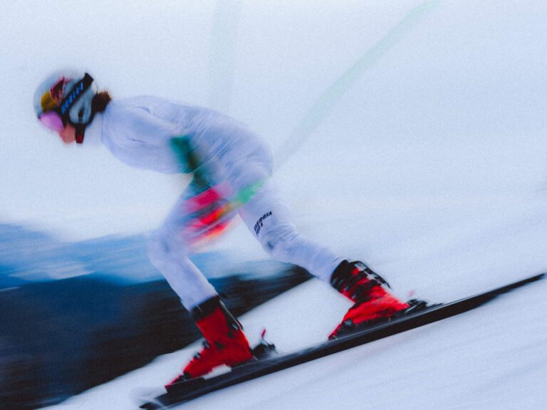 Atomic partner ufficiale dei mondiali di sci Saalbach 2025